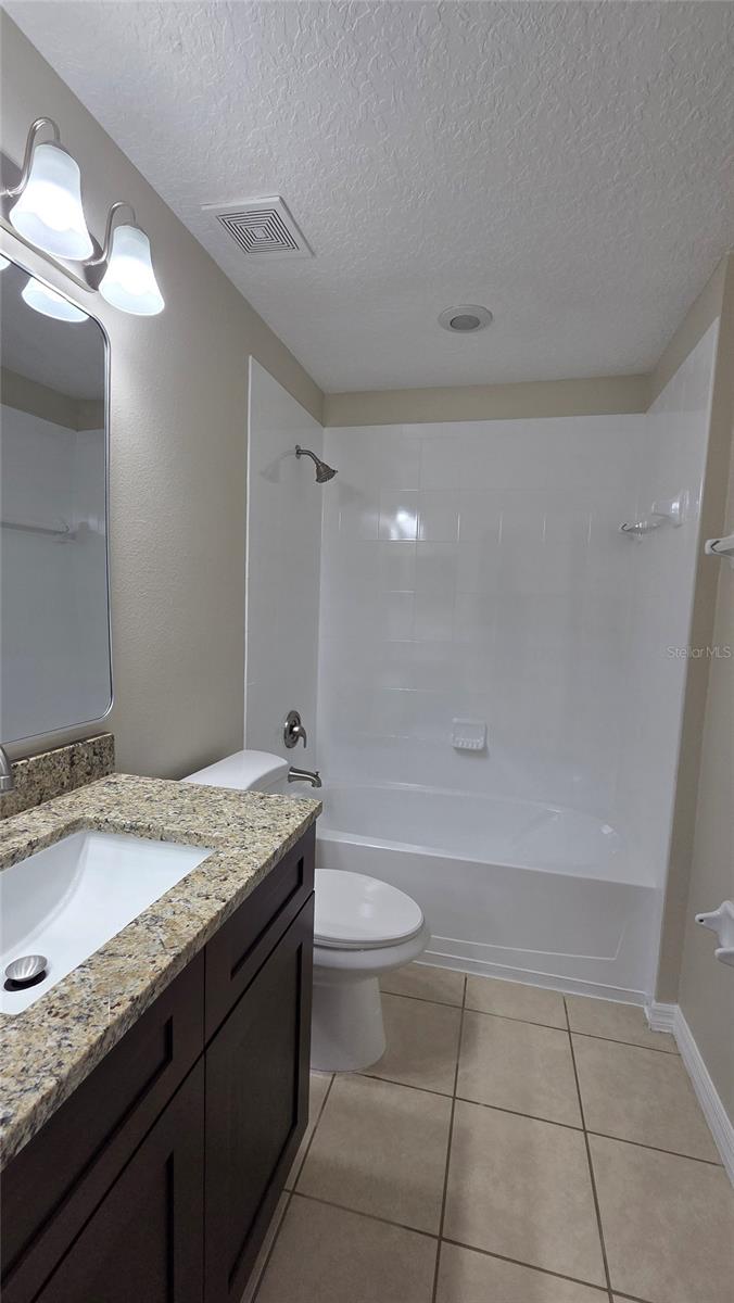 Image 21 of 24 For 420 Harbor Winds Court