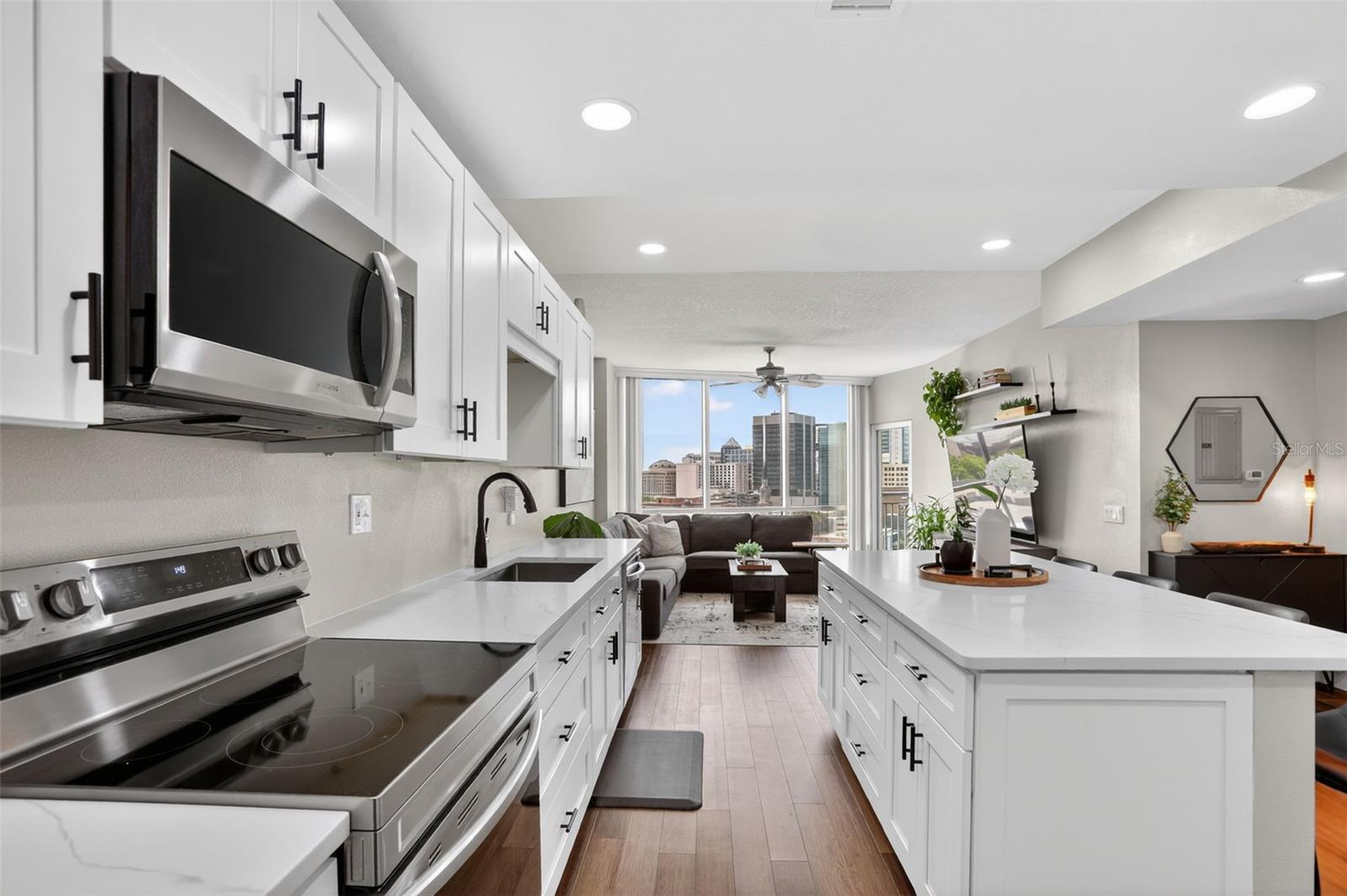 Image 7 of 29 For 322 Central Boulevard 1207