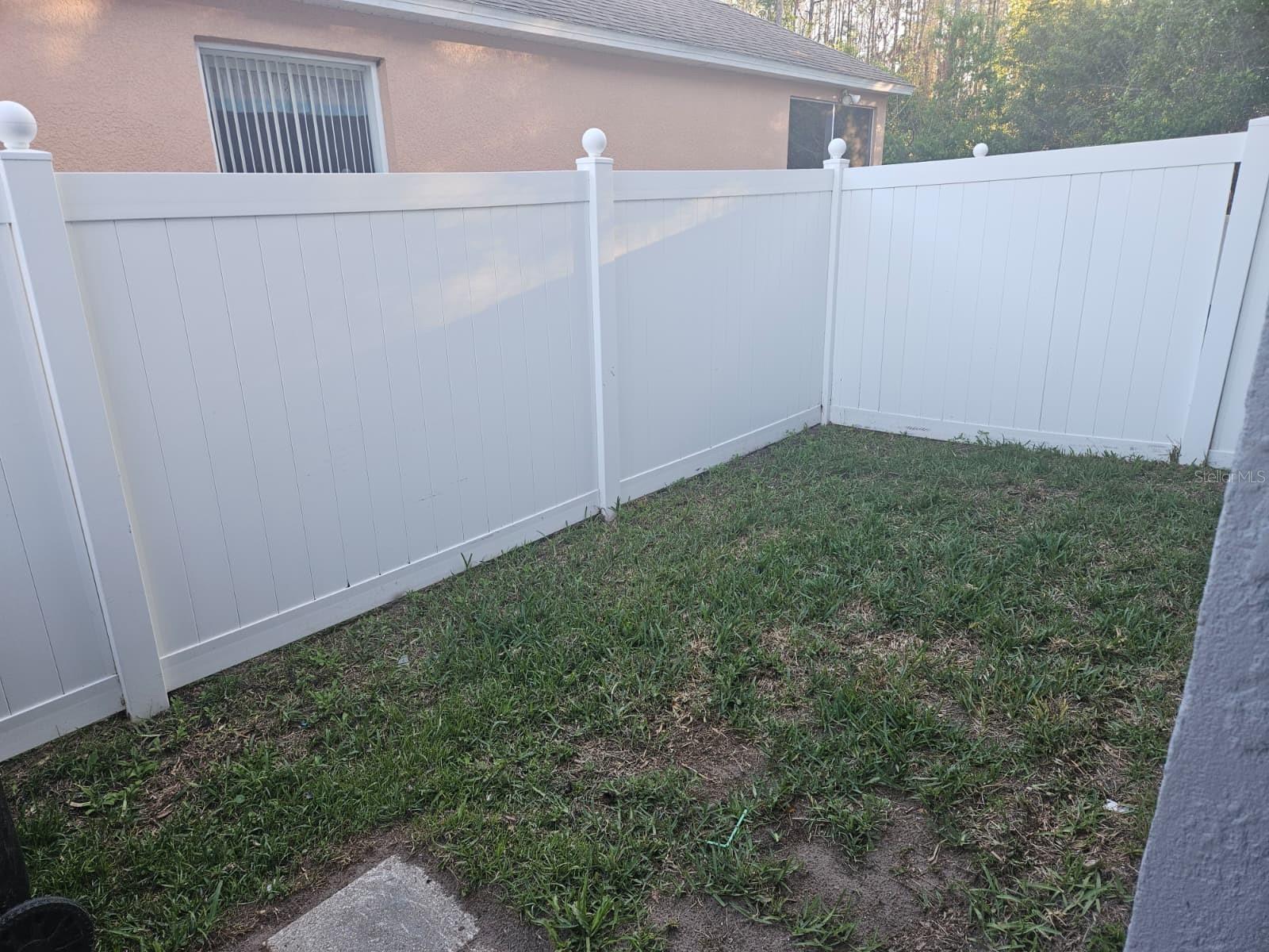 Image 35 of 37 For 3985 Andover Cay Boulevard