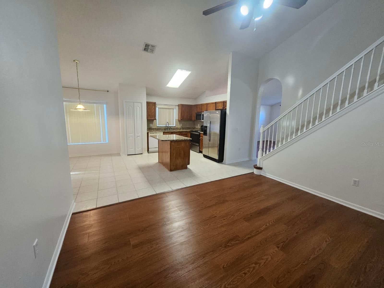 Image 5 of 37 For 3985 Andover Cay Boulevard