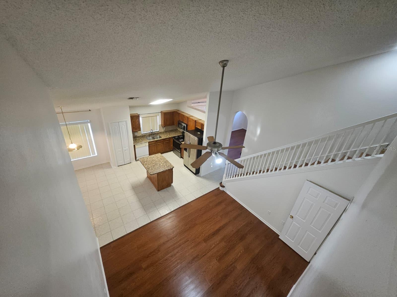 Image 7 of 37 For 3985 Andover Cay Boulevard