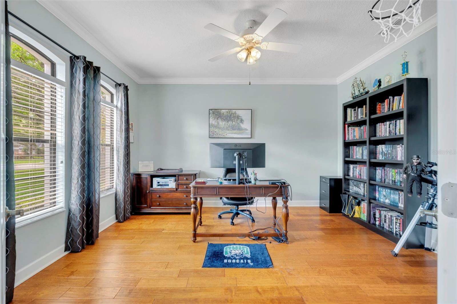 Listing photo id 13 for 792 Blairmont Lane