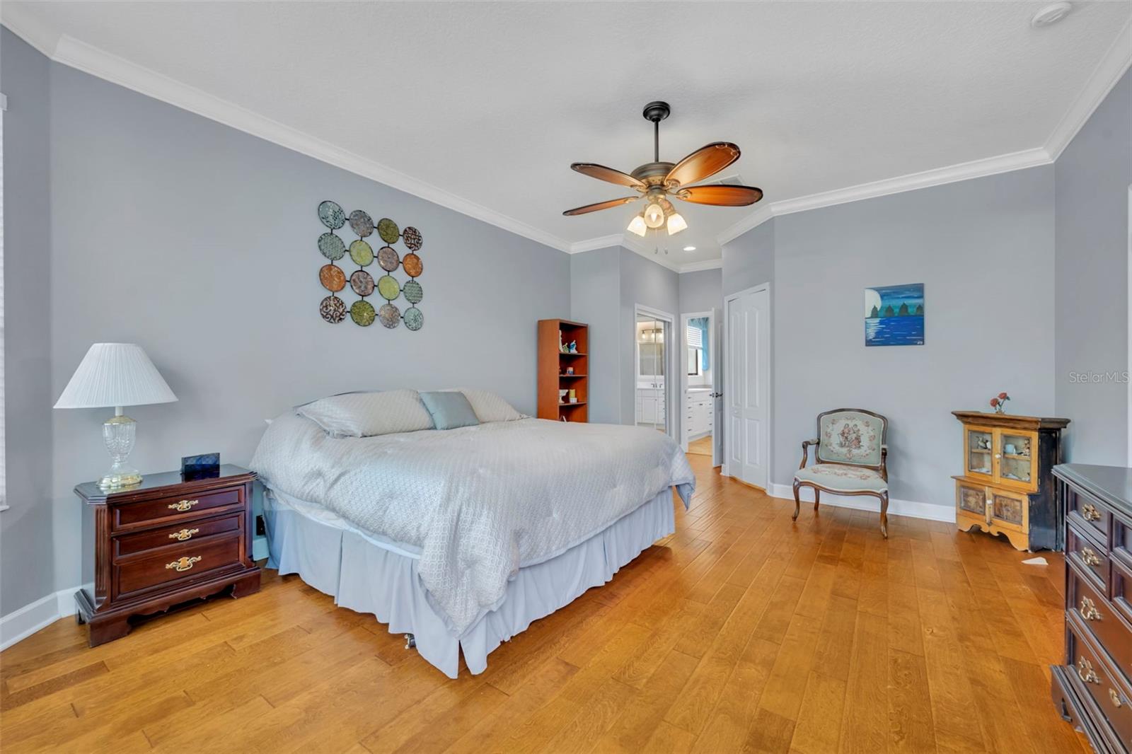 Listing photo id 17 for 792 Blairmont Lane