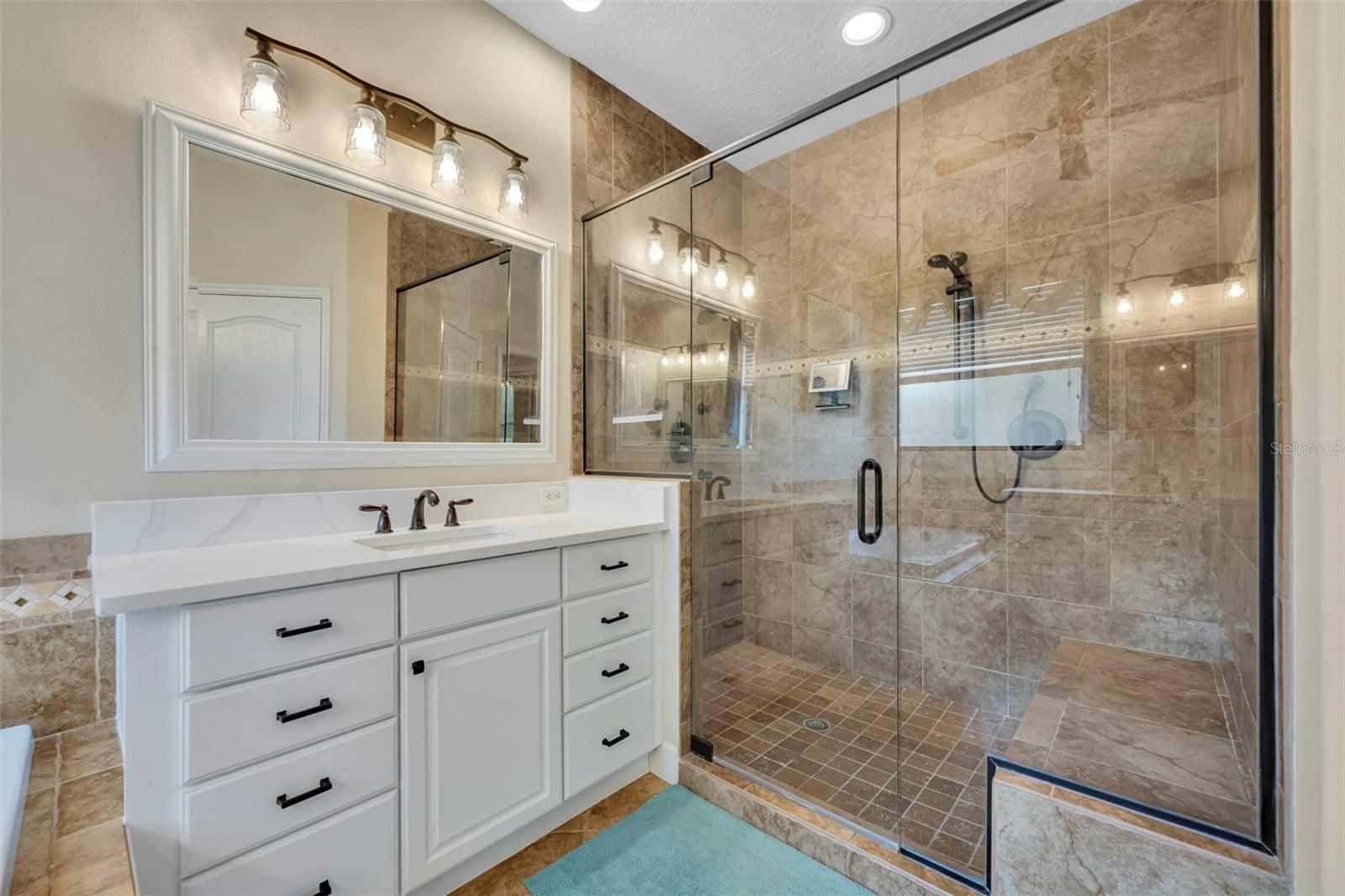 Listing photo id 19 for 792 Blairmont Lane