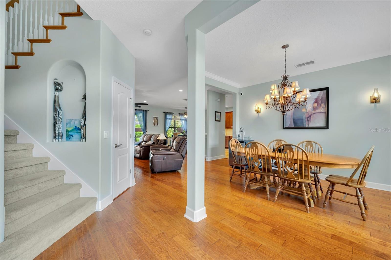 Listing photo id 23 for 792 Blairmont Lane