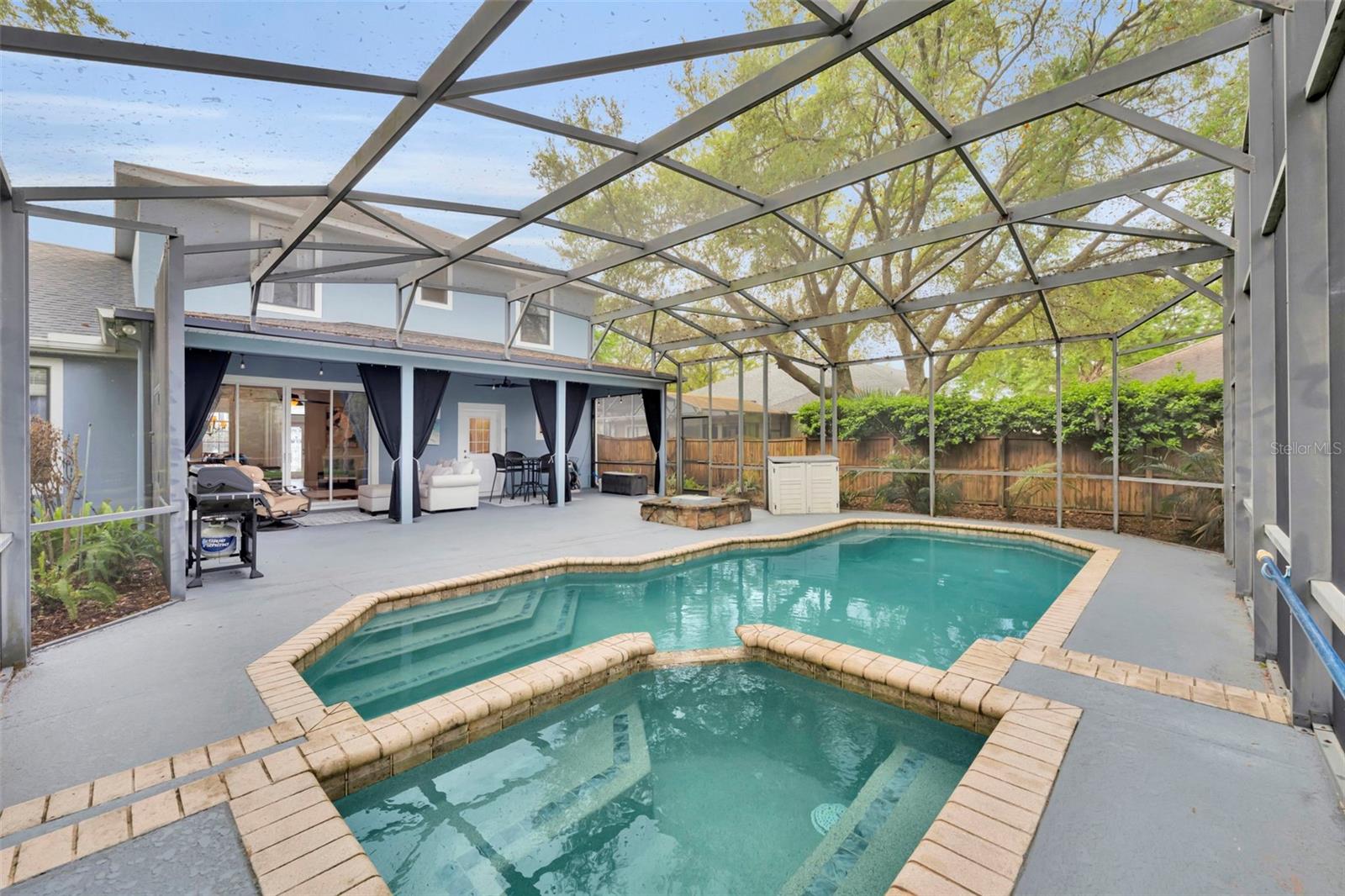 Listing photo id 40 for 792 Blairmont Lane