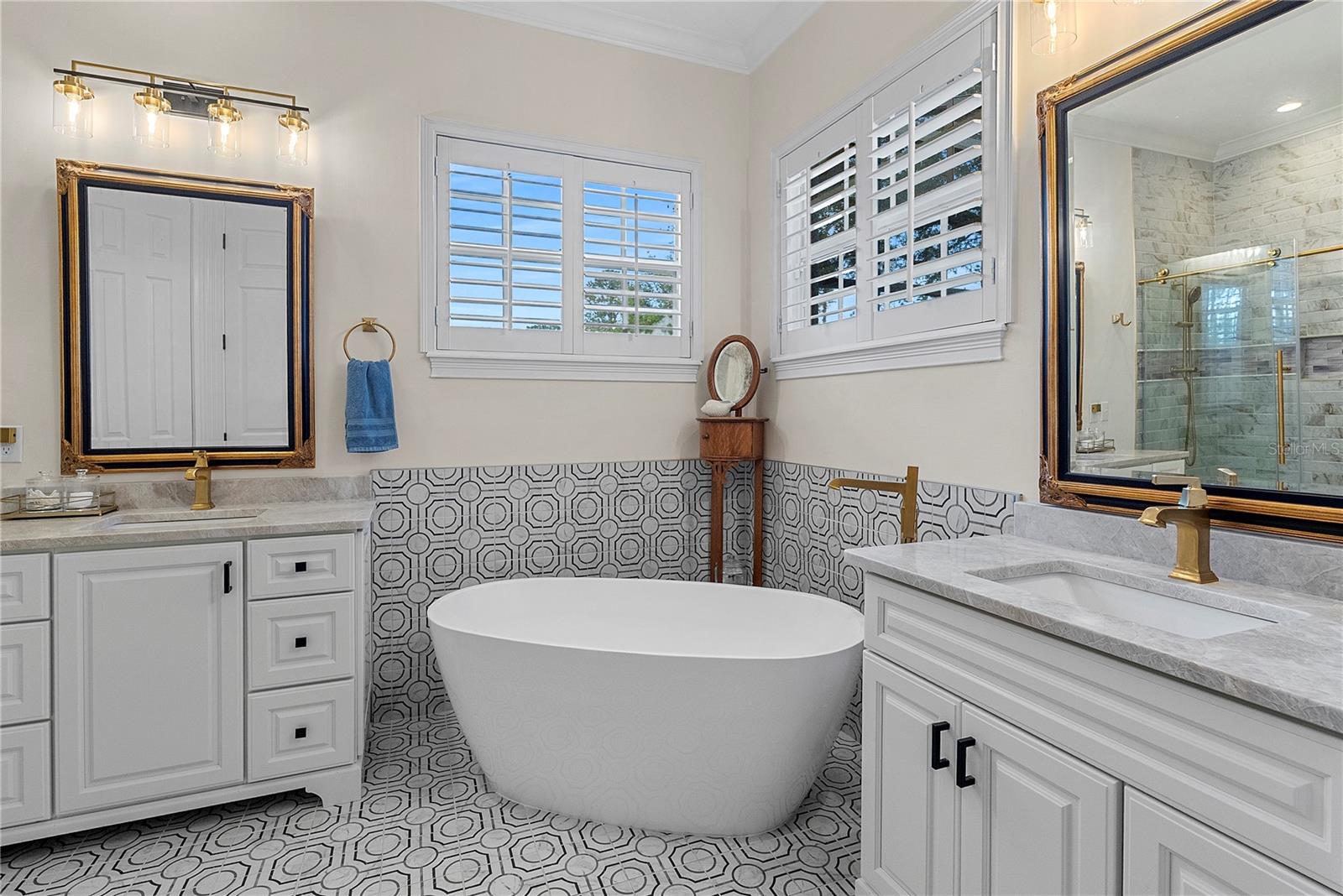 Image 16 of 41 For 8411 Woburn Court