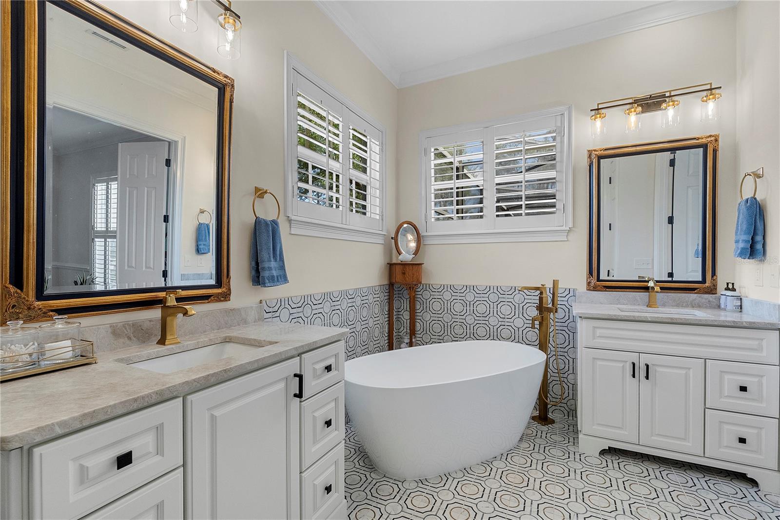 Image 17 of 41 For 8411 Woburn Court