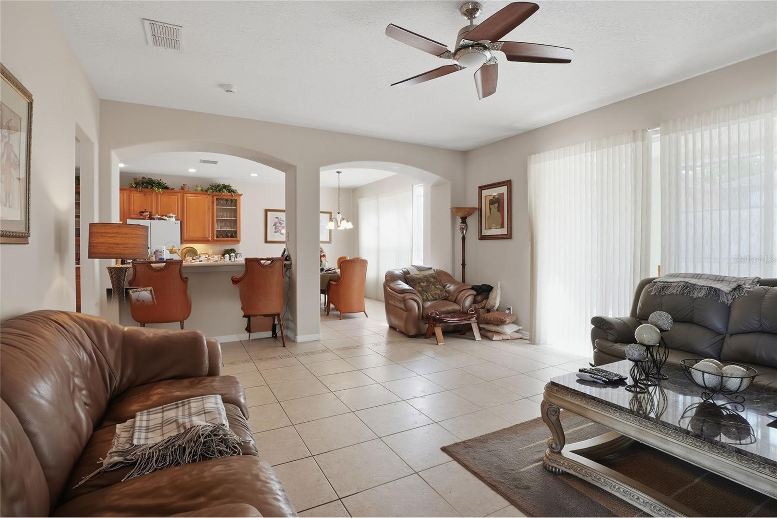 Image 23 of 71 For 2714 Plumberry Avenue