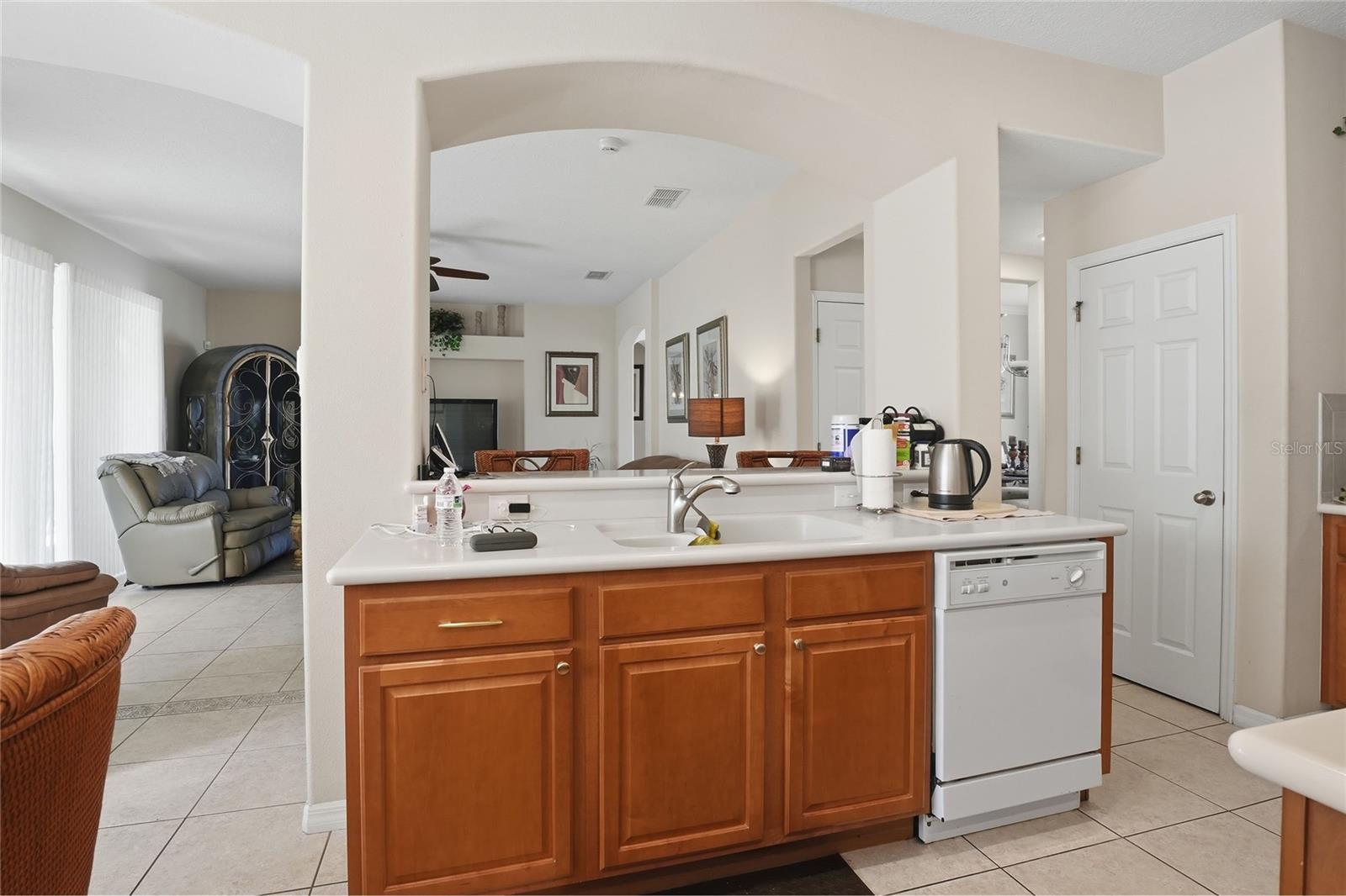 Image 28 of 71 For 2714 Plumberry Avenue