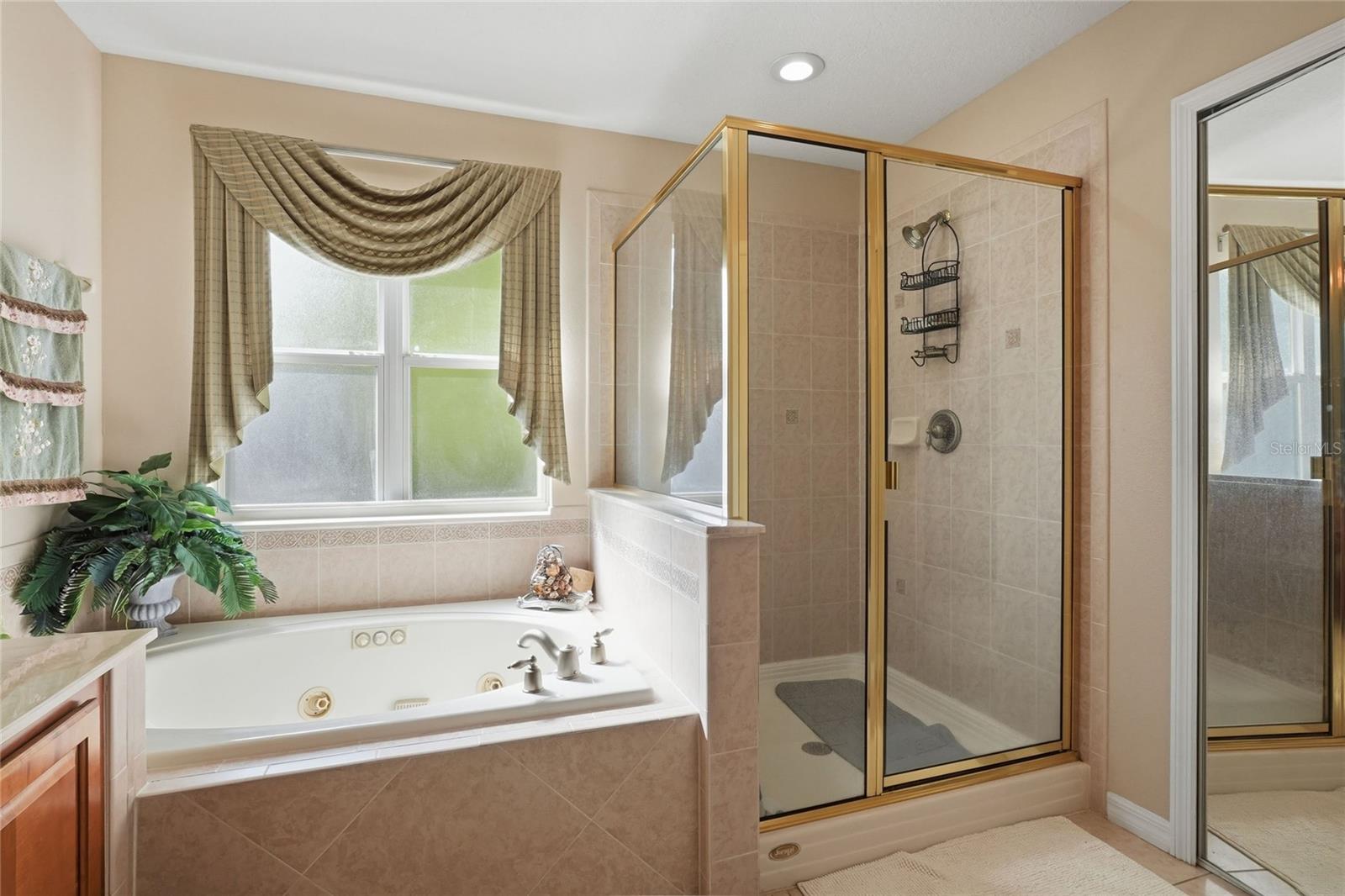 Image 38 of 71 For 2714 Plumberry Avenue