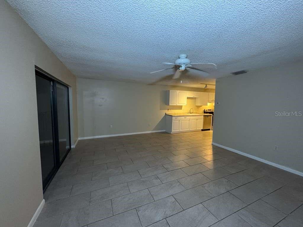 Image 4 of 22 For 2050 Oleander Boulevard 10-206
