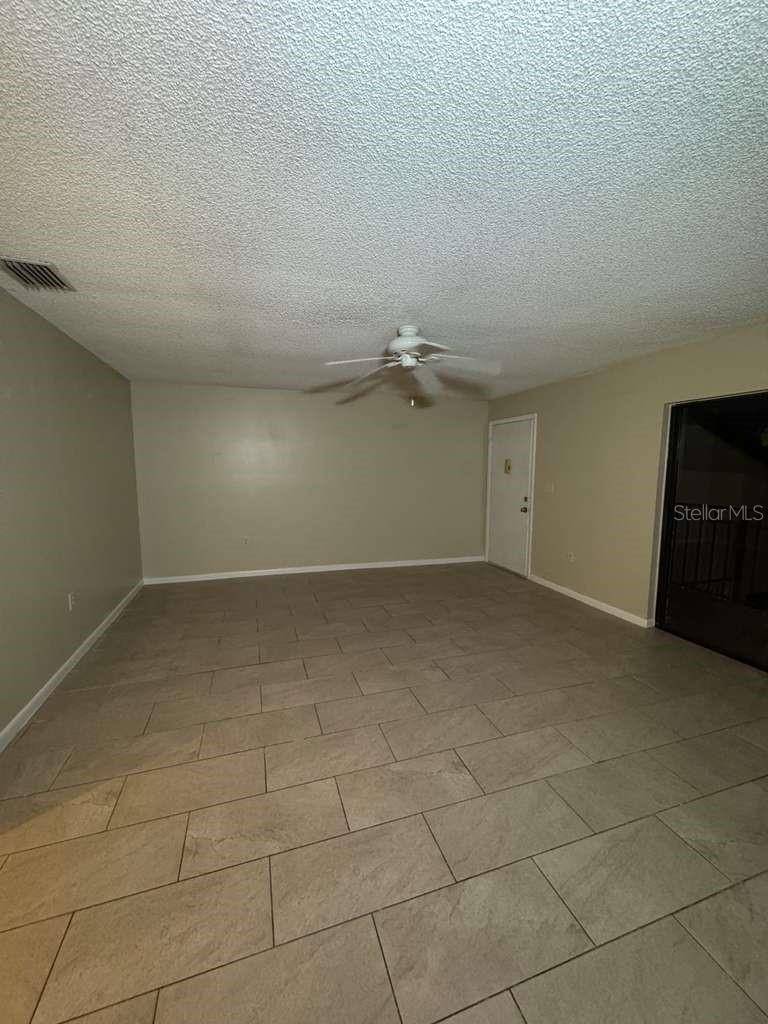 Image 6 of 22 For 2050 Oleander Boulevard 10-206
