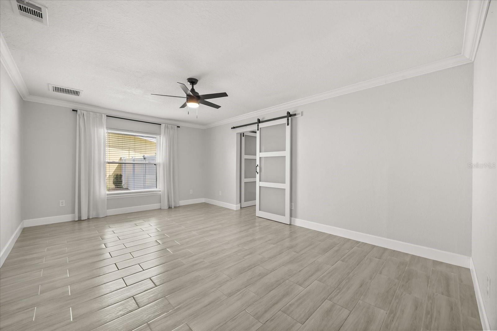 Image 13 of 34 For 627 Mellowood Avenue