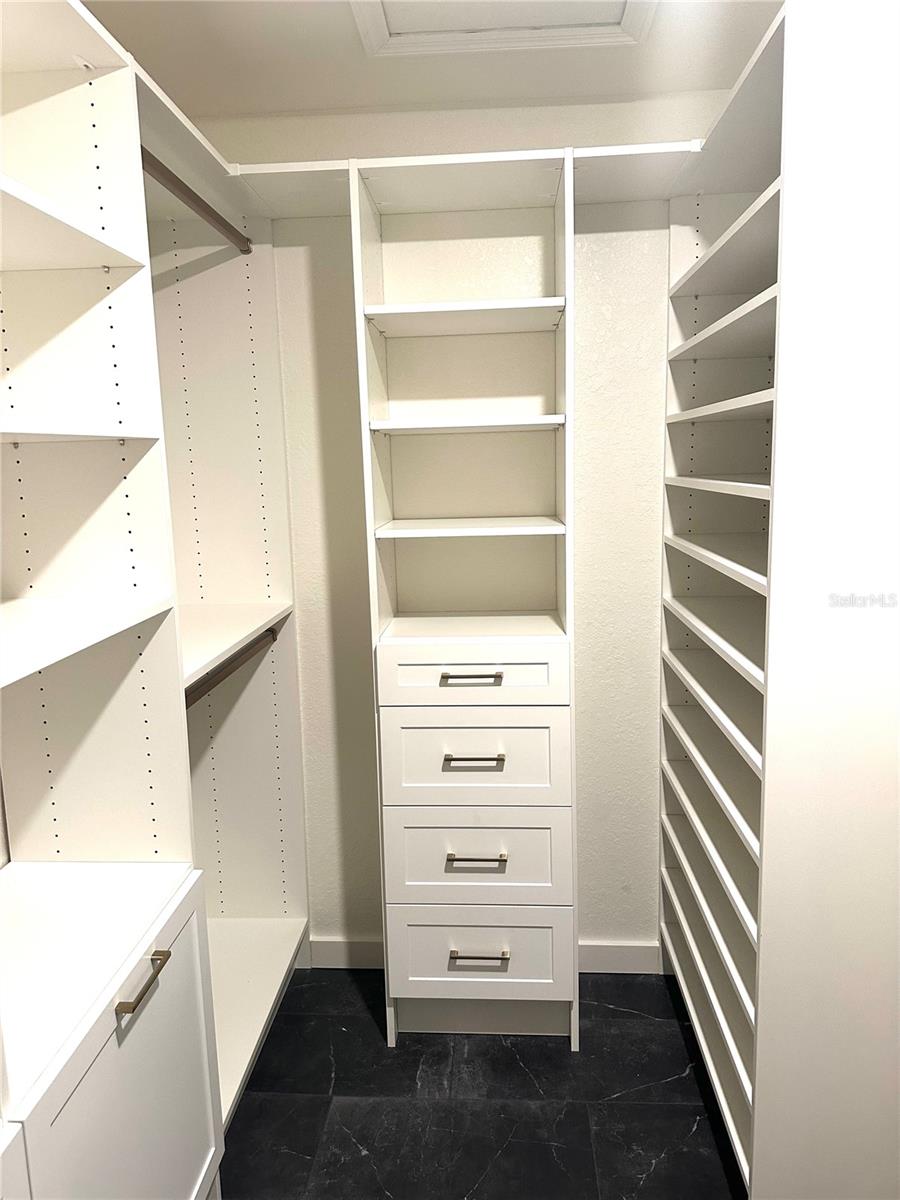 Image 13 of 25 For 3834 Willow Ridge Drive