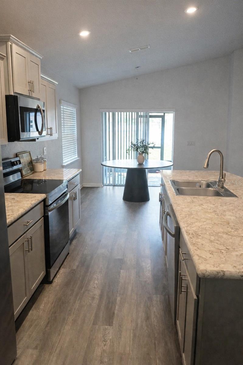 Image 4 of 25 For 3834 Willow Ridge Drive