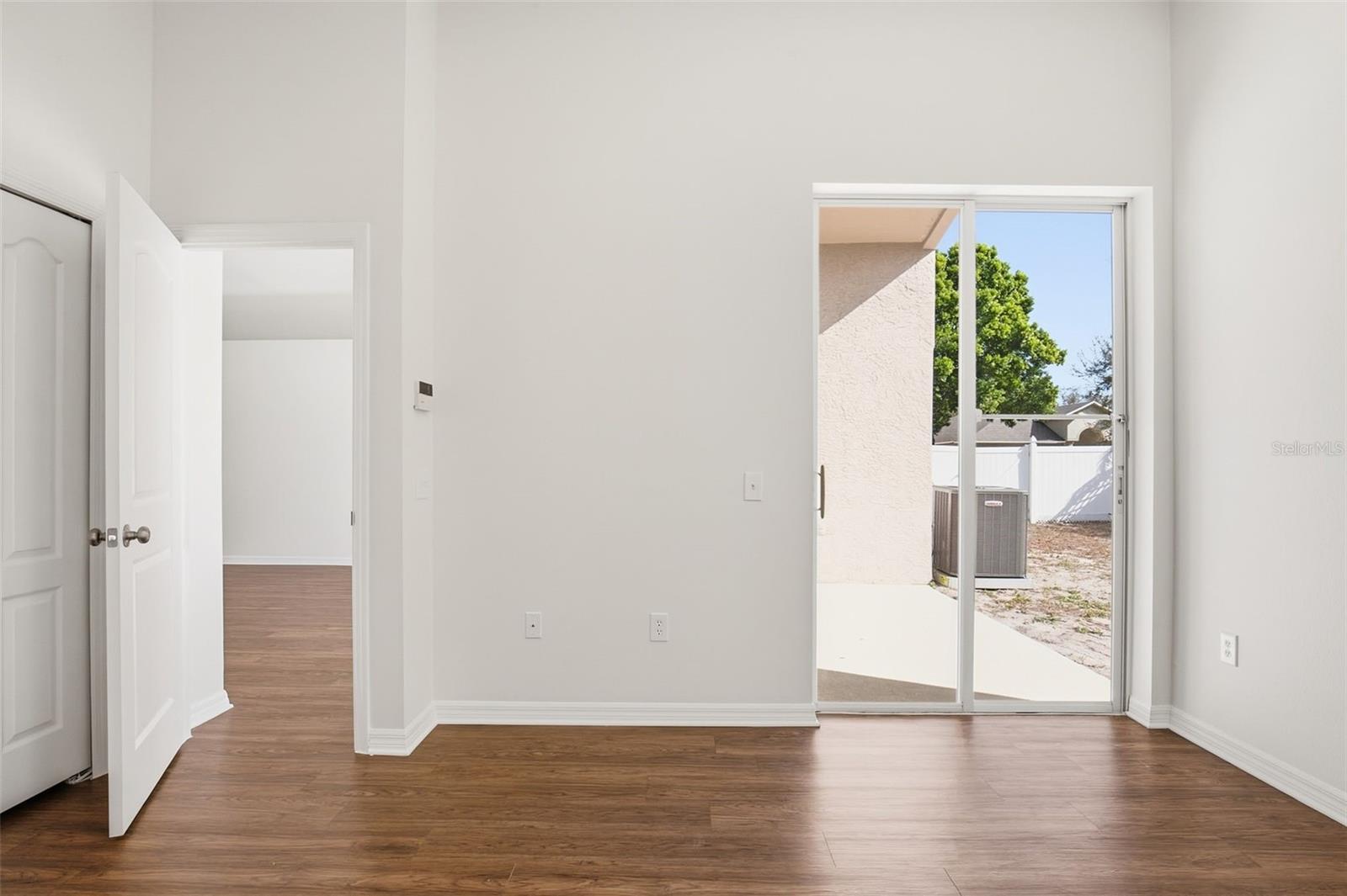 Image 11 of 42 For 11240 Lake Lanier Drive