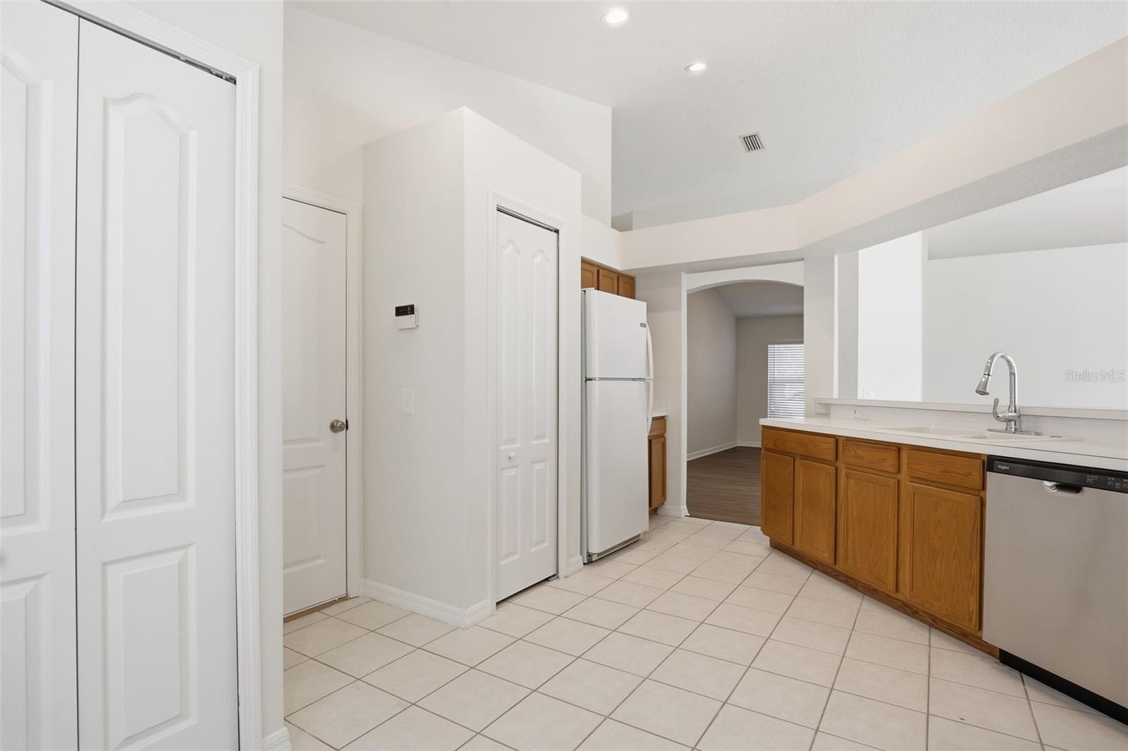 Image 20 of 42 For 11240 Lake Lanier Drive