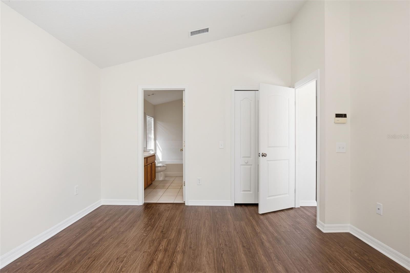 Image 25 of 42 For 11240 Lake Lanier Drive