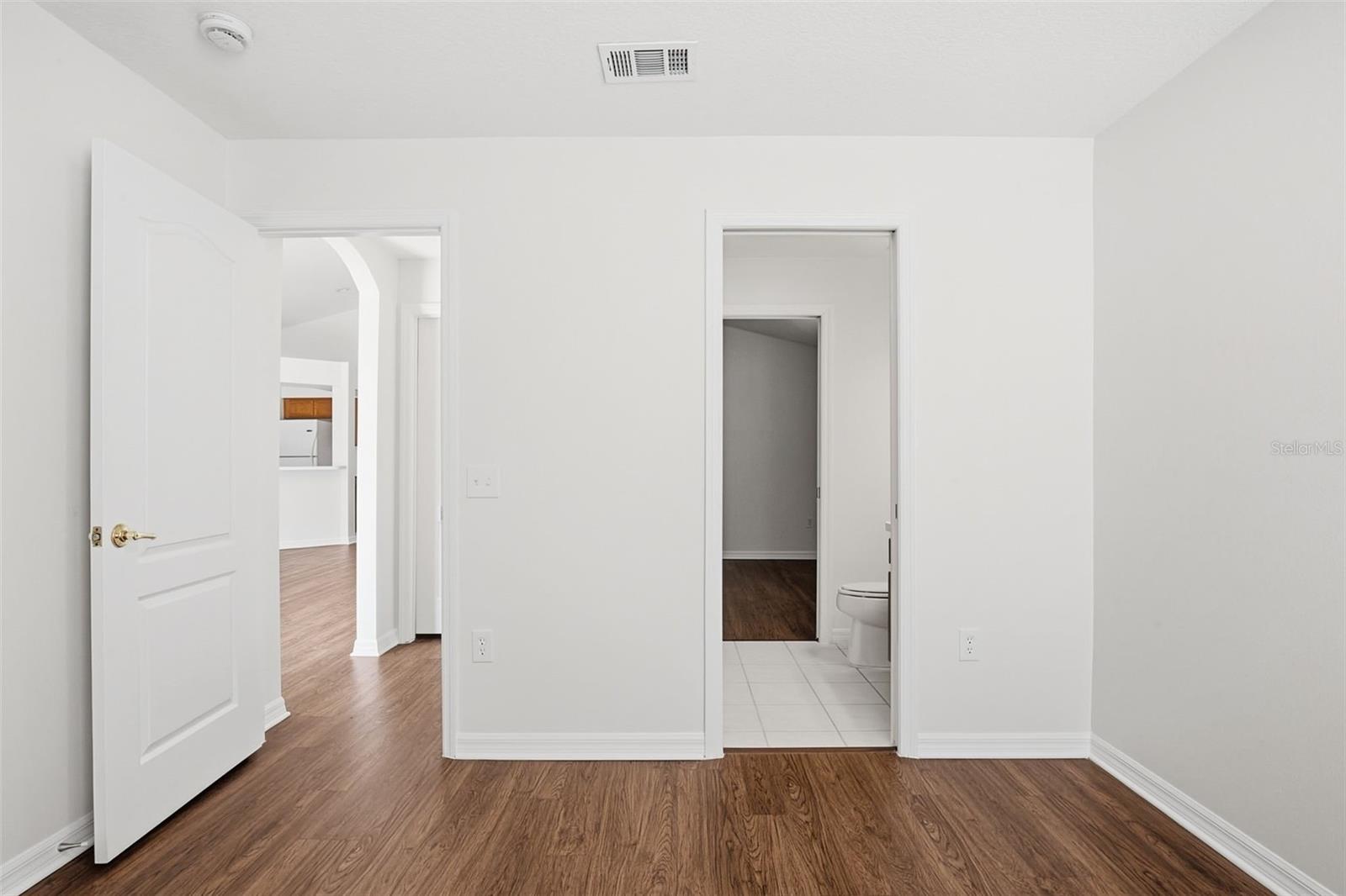 Image 30 of 42 For 11240 Lake Lanier Drive