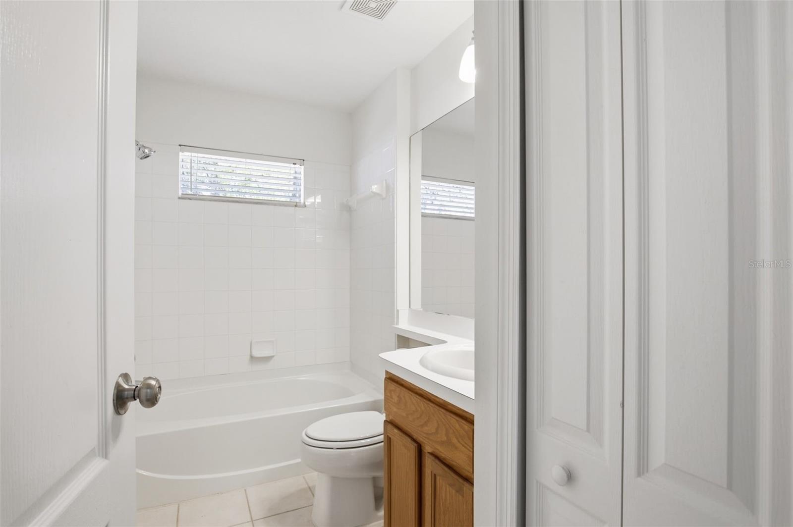 Image 36 of 42 For 11240 Lake Lanier Drive