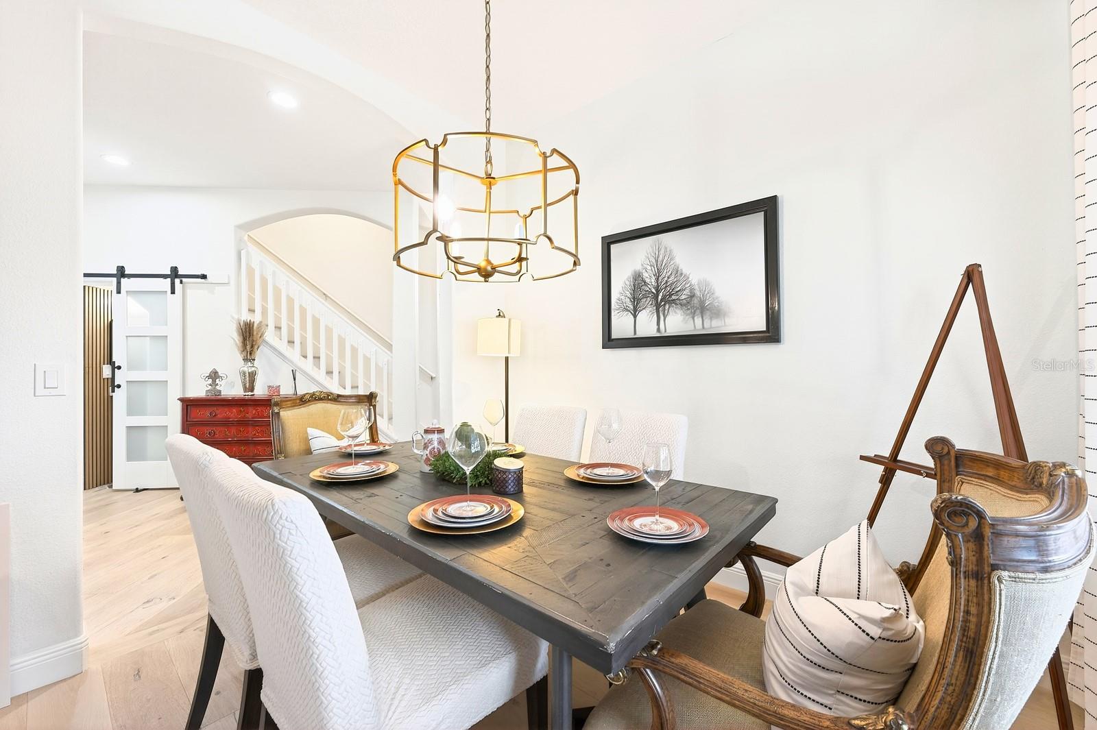 Image 15 of 43 For 318 Tudor Spring Court