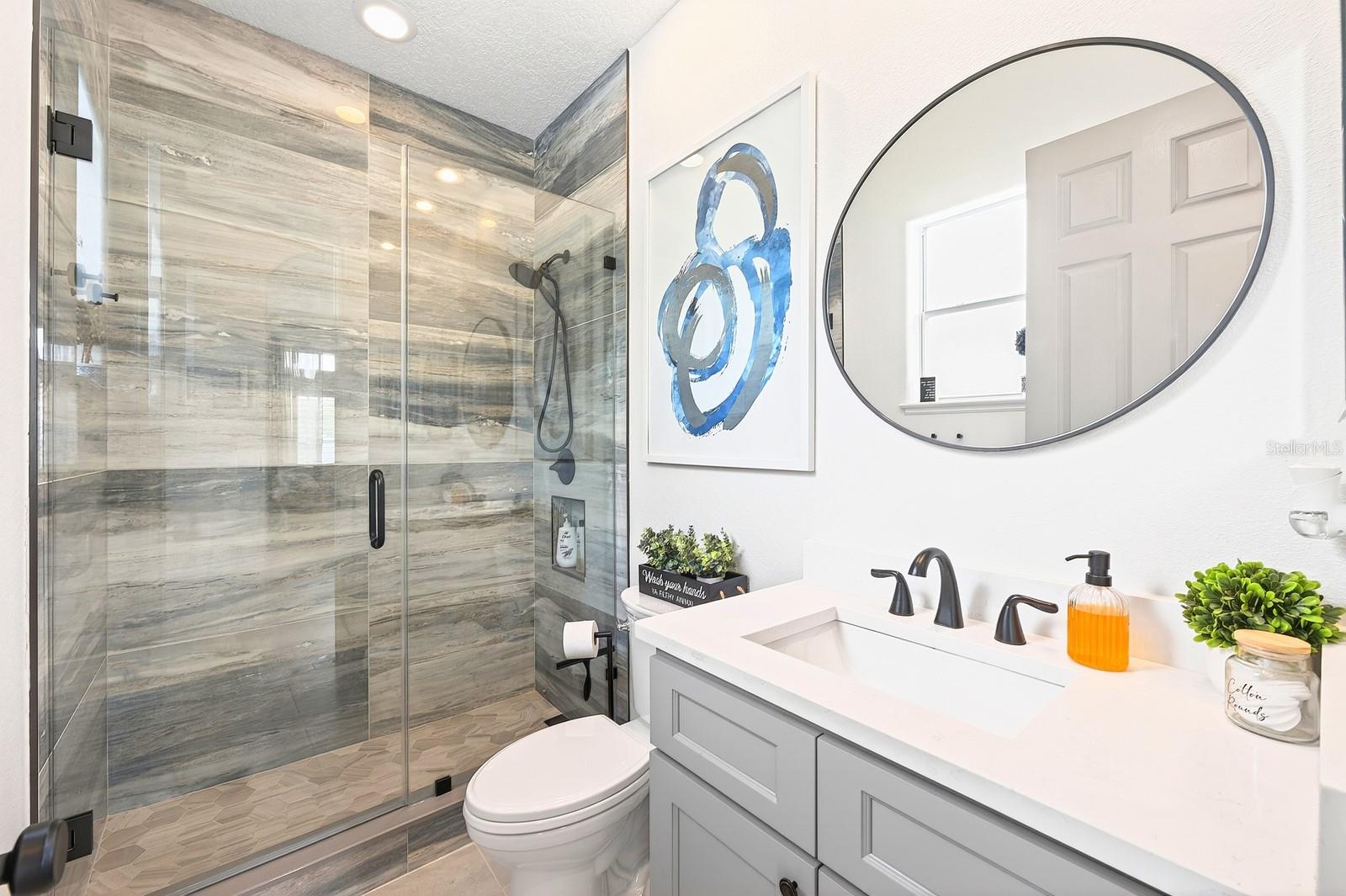 Image 24 of 43 For 318 Tudor Spring Court