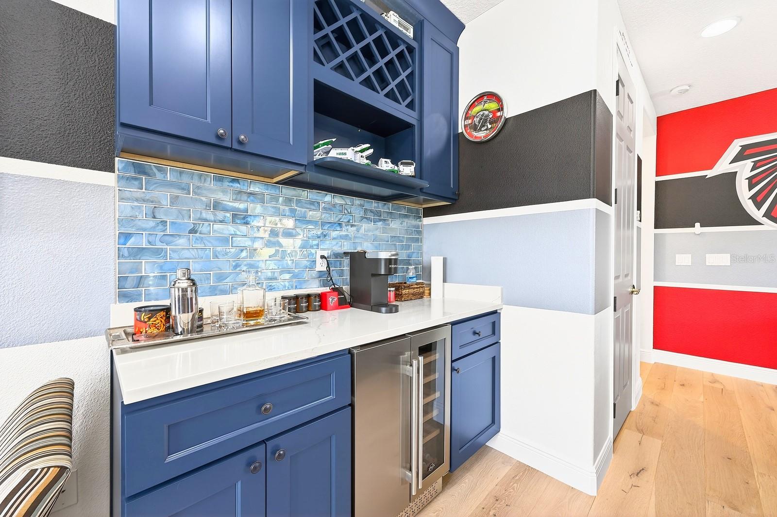 Image 31 of 43 For 318 Tudor Spring Court