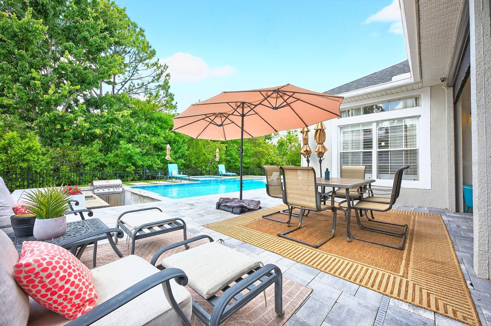 Image 34 of 43 For 318 Tudor Spring Court