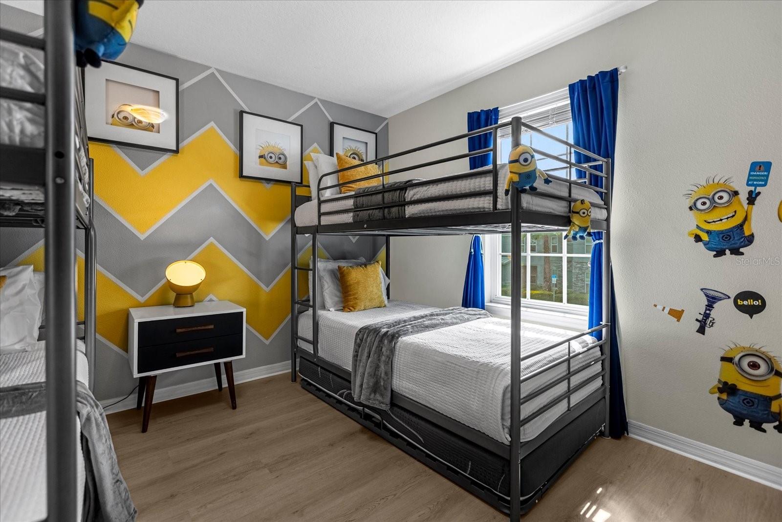 Listing photo id 21 for 1555 Carey Palm Circle