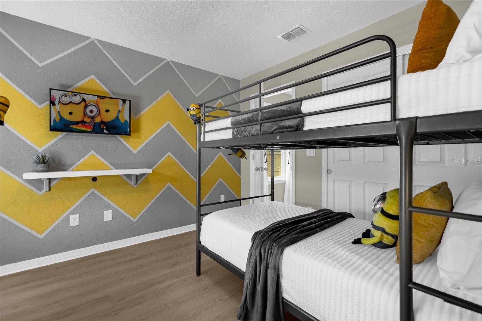 Listing photo id 23 for 1555 Carey Palm Circle