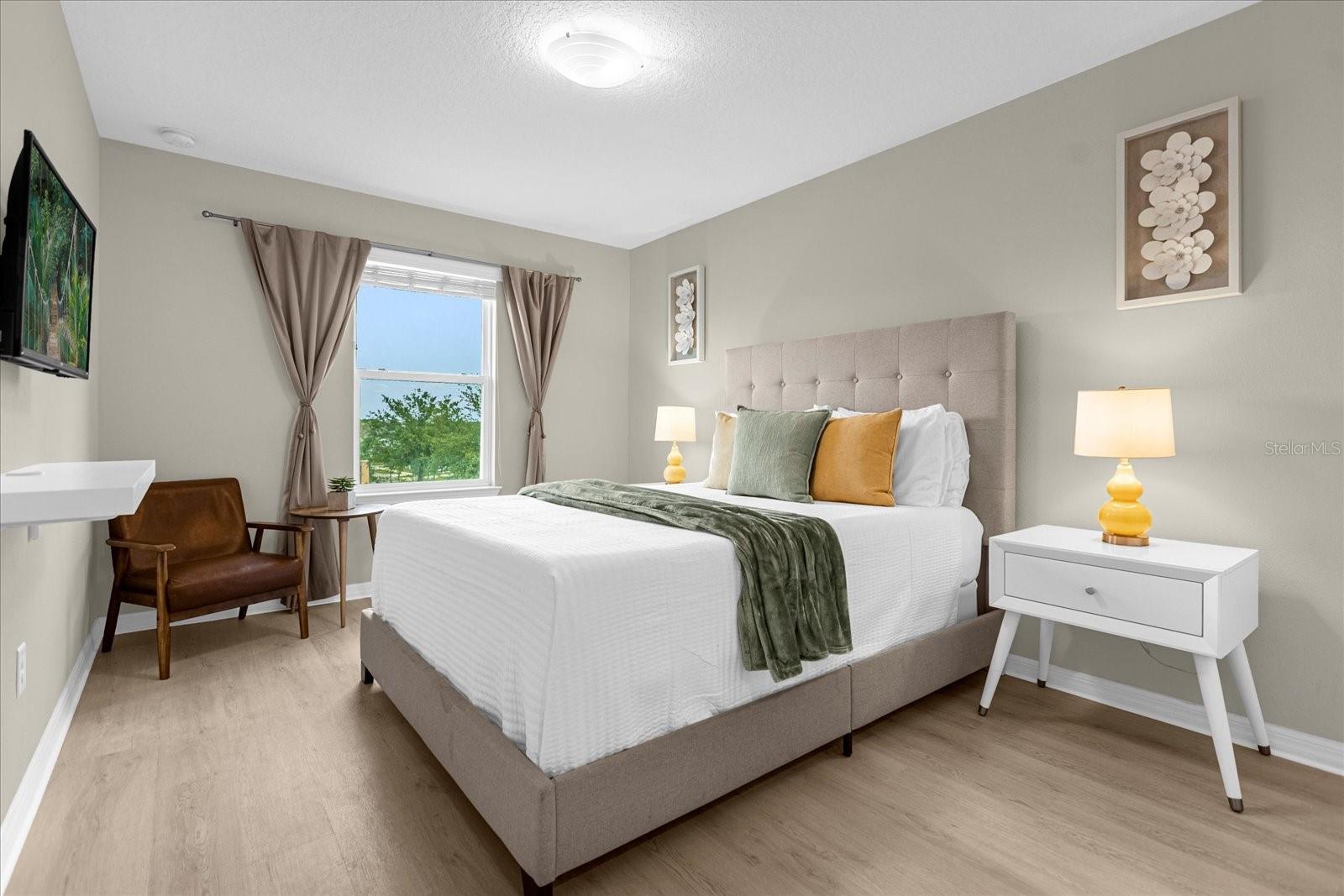 Listing photo id 25 for 1555 Carey Palm Circle