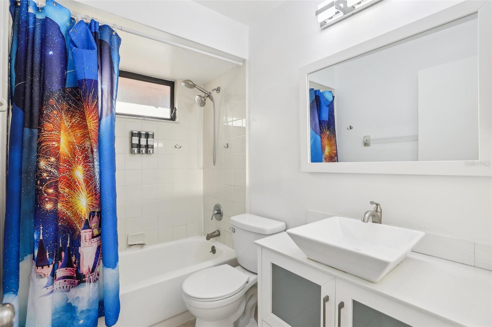 Image 20 of 54 For 118 Pinewood Circle