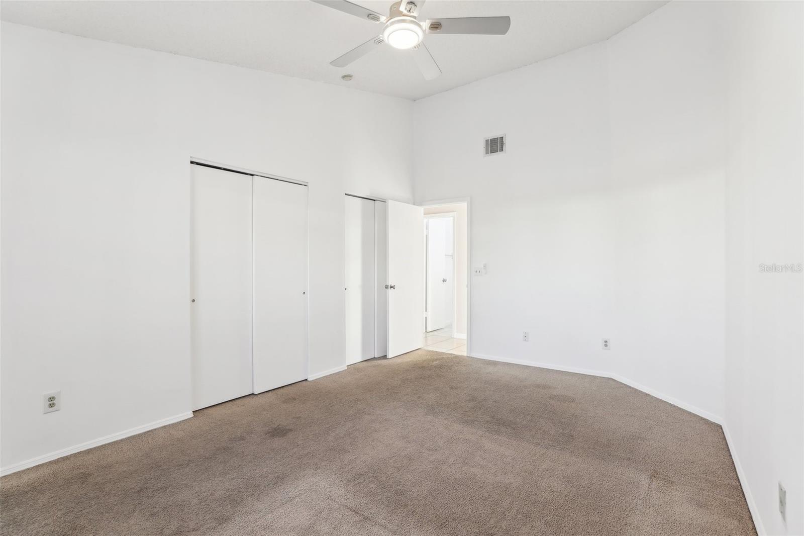 Image 23 of 54 For 118 Pinewood Circle