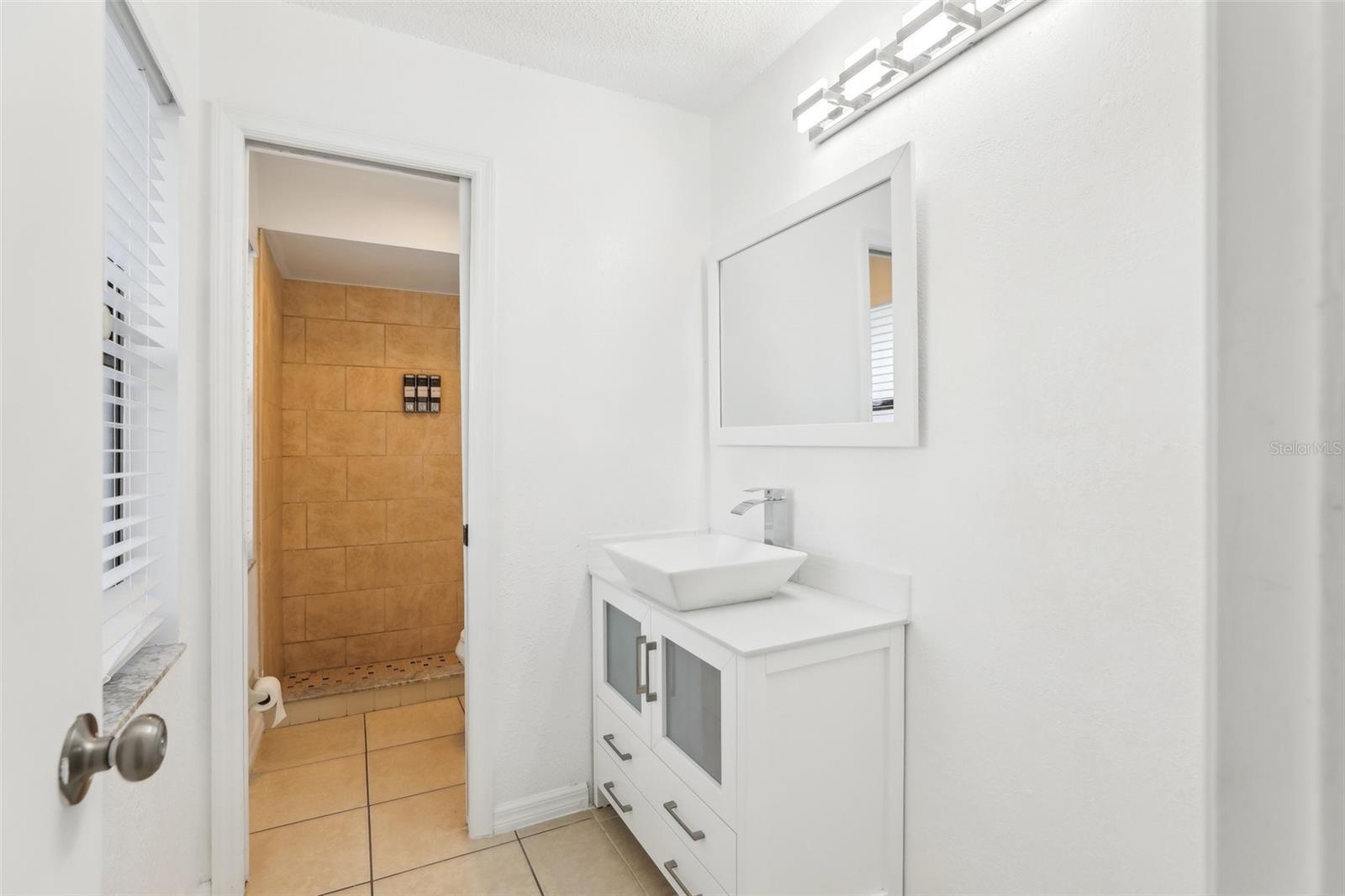 Image 25 of 54 For 118 Pinewood Circle