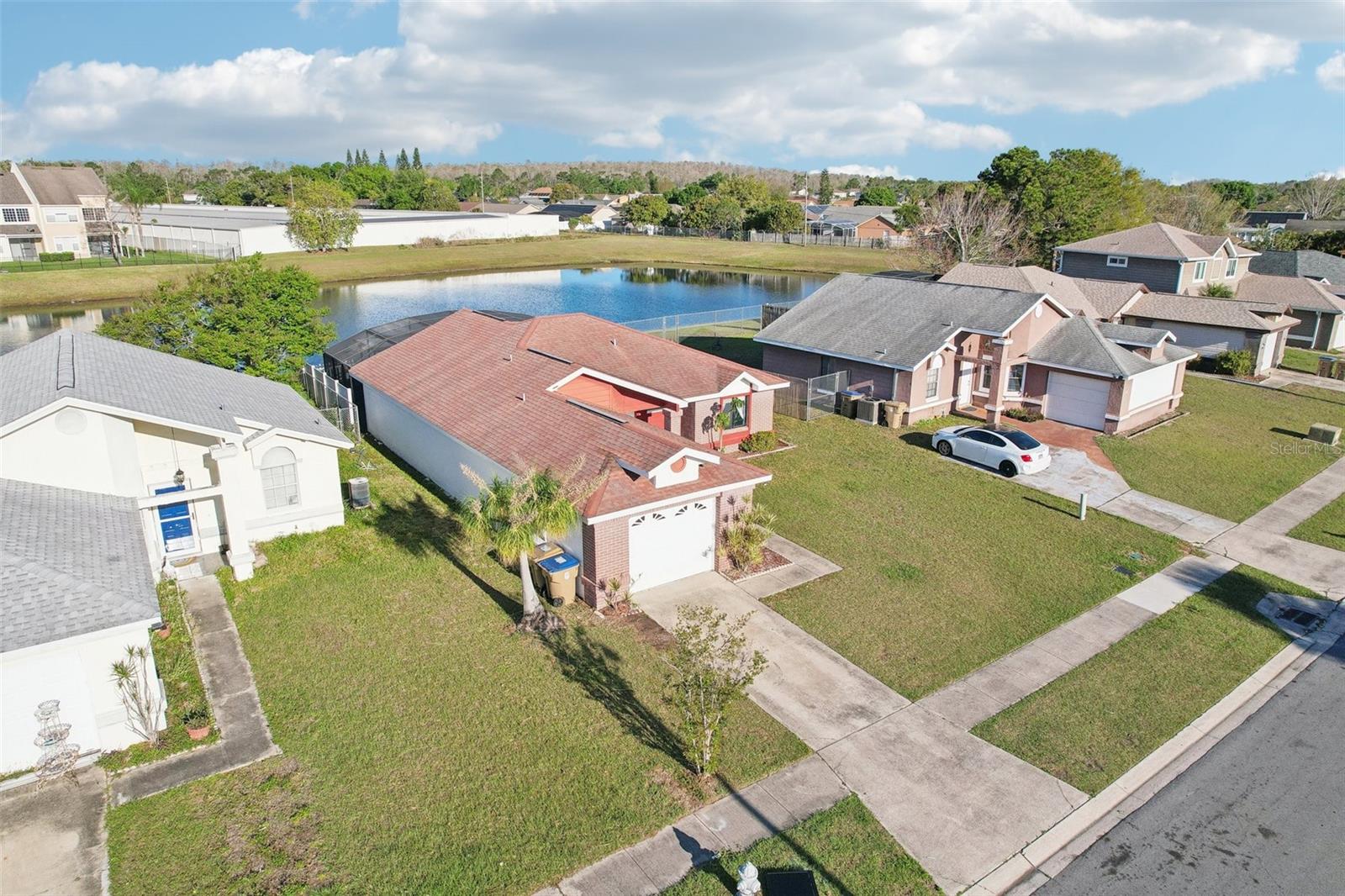 Image 38 of 54 For 118 Pinewood Circle