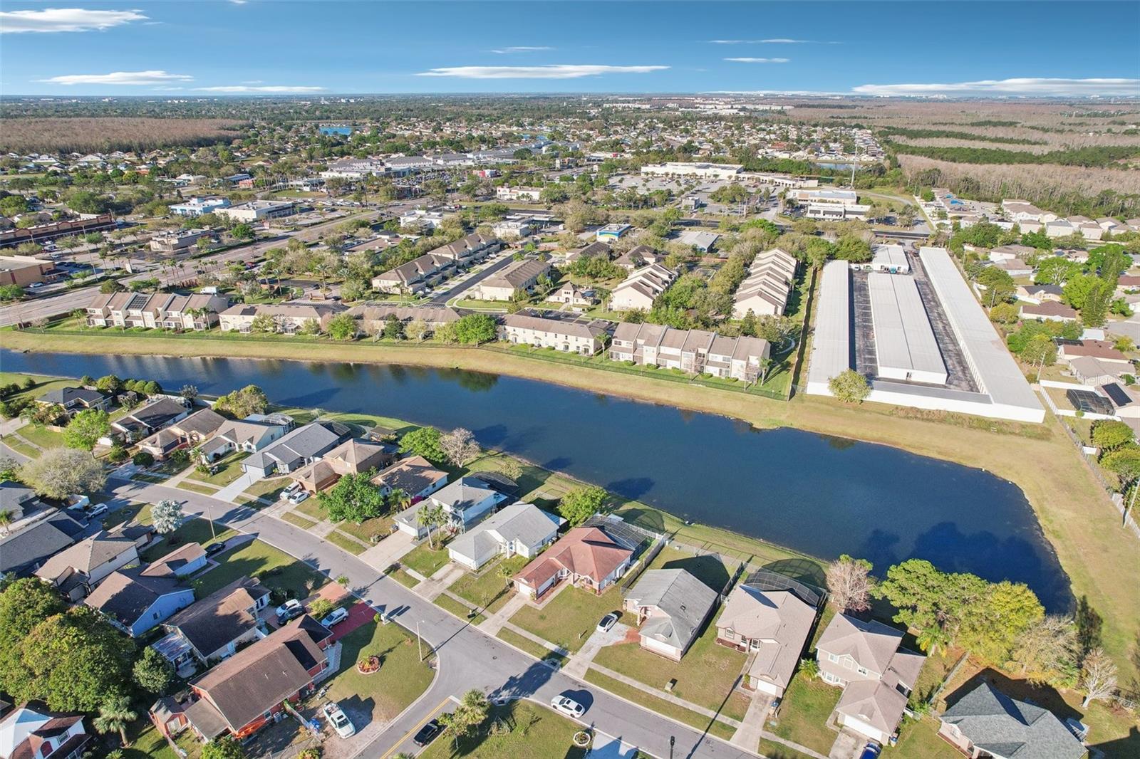 Image 42 of 54 For 118 Pinewood Circle