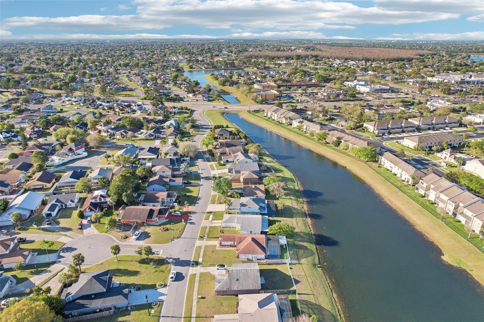 Image 43 of 54 For 118 Pinewood Circle