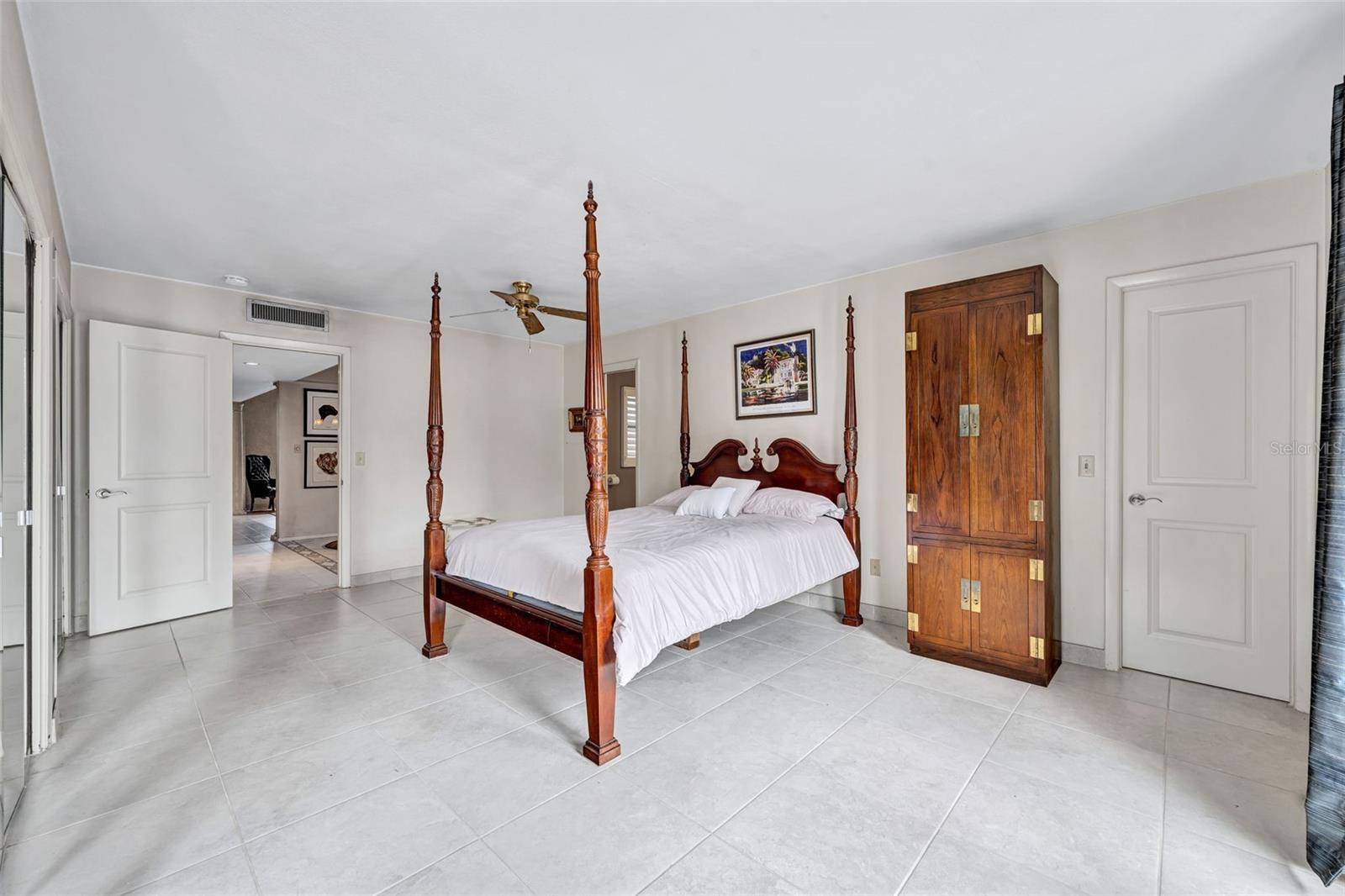 Image 13 of 18 For 1760 Greenwich Avenue