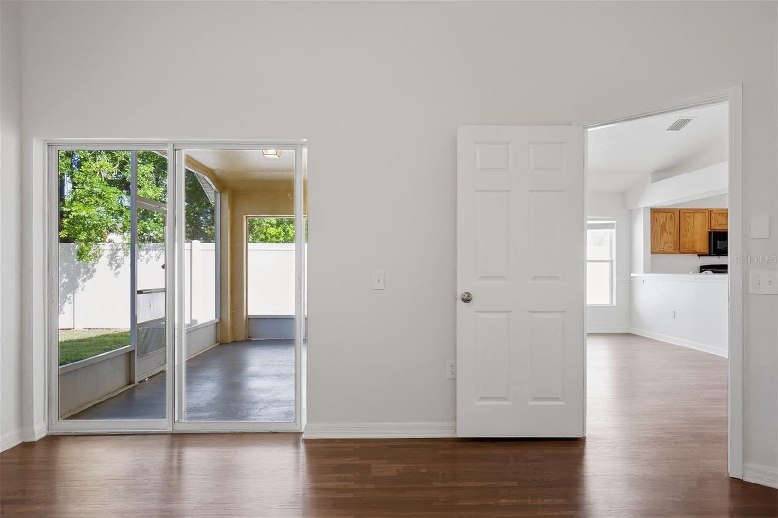 Image 11 of 36 For 1004 Cristelle Jean Drive