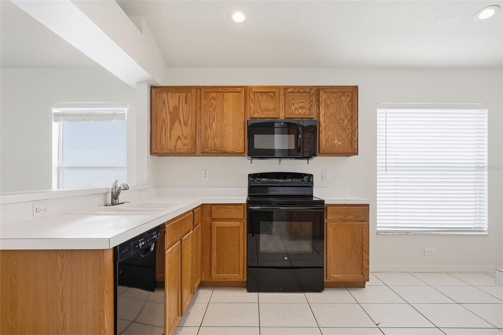 Image 15 of 36 For 1004 Cristelle Jean Drive