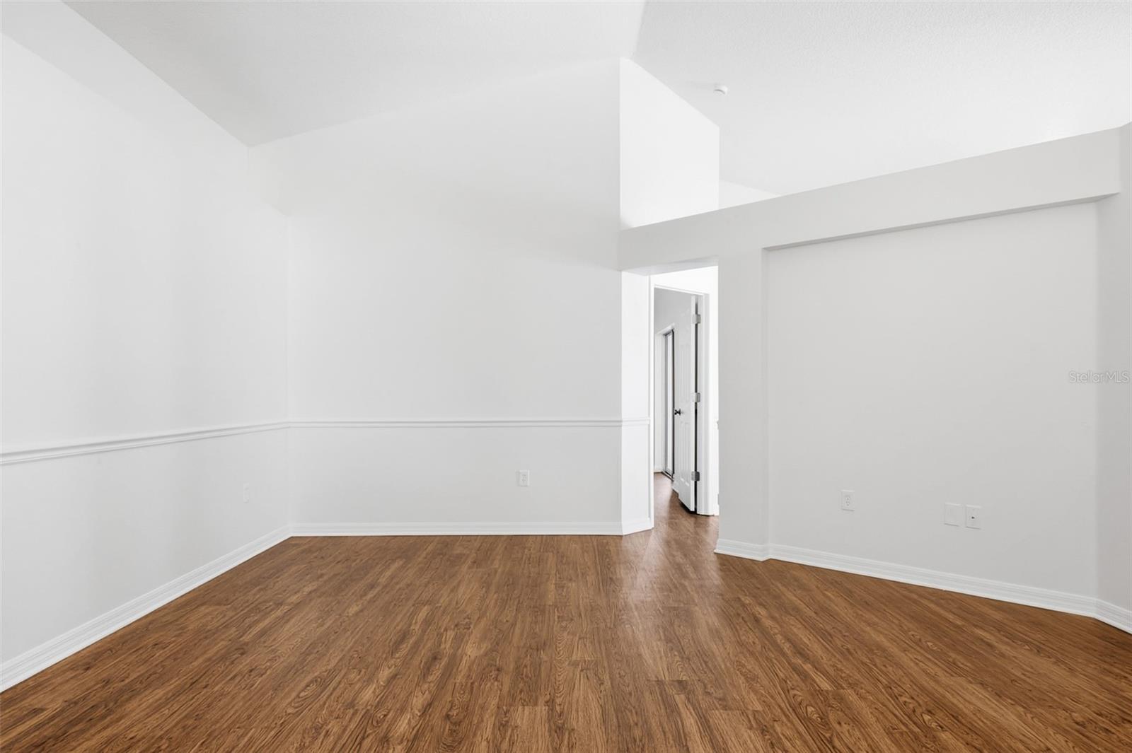 Image 20 of 36 For 1004 Cristelle Jean Drive