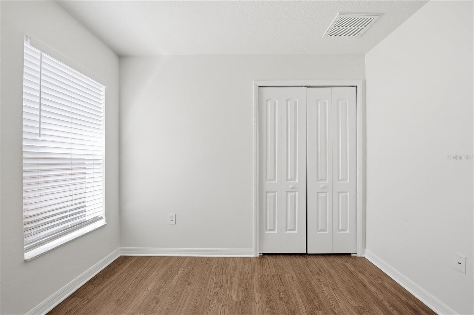 Image 26 of 36 For 1004 Cristelle Jean Drive