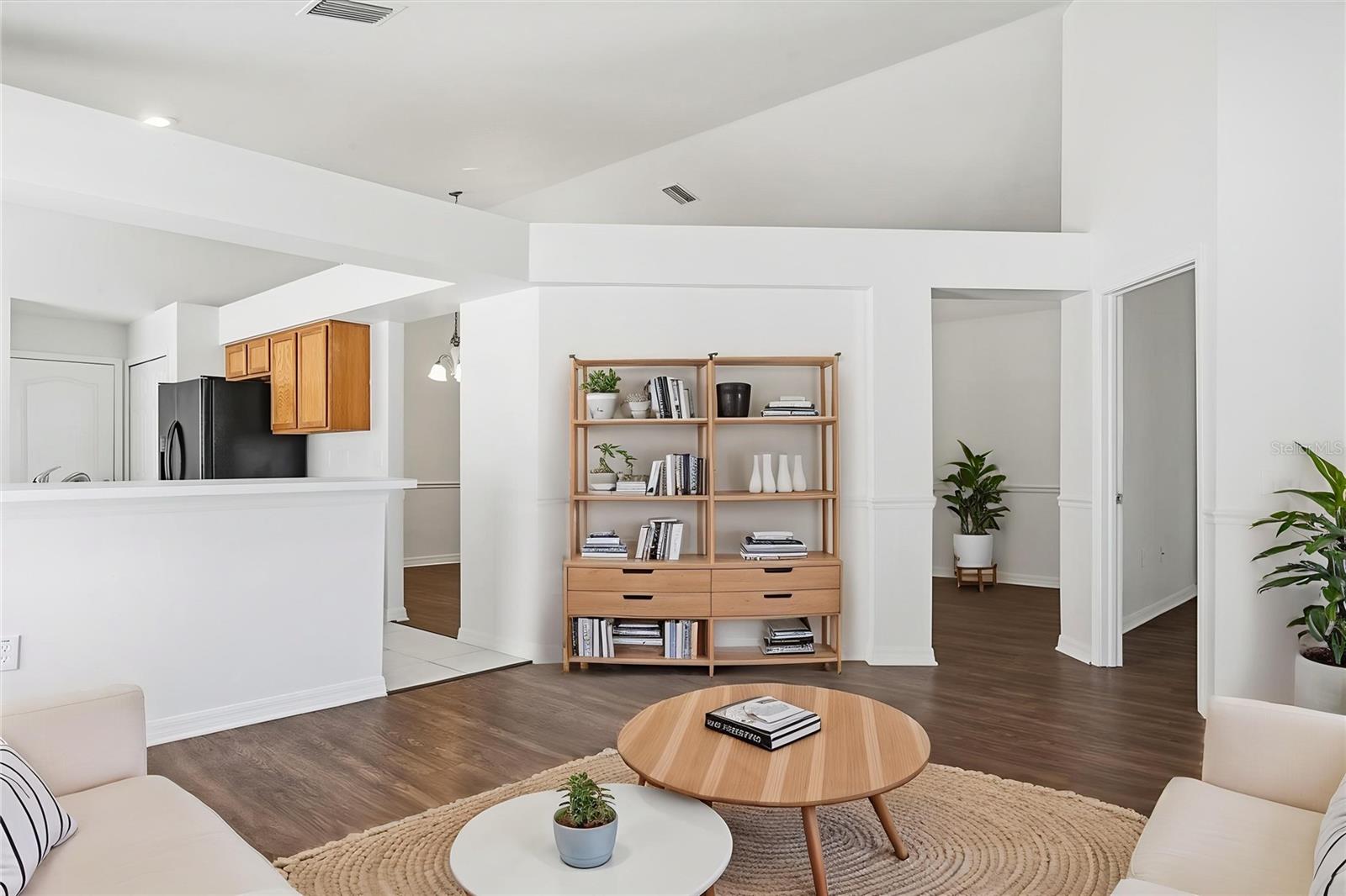 Image 4 of 36 For 1004 Cristelle Jean Drive