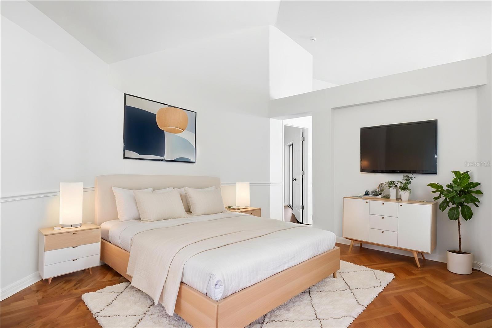 Image 6 of 36 For 1004 Cristelle Jean Drive