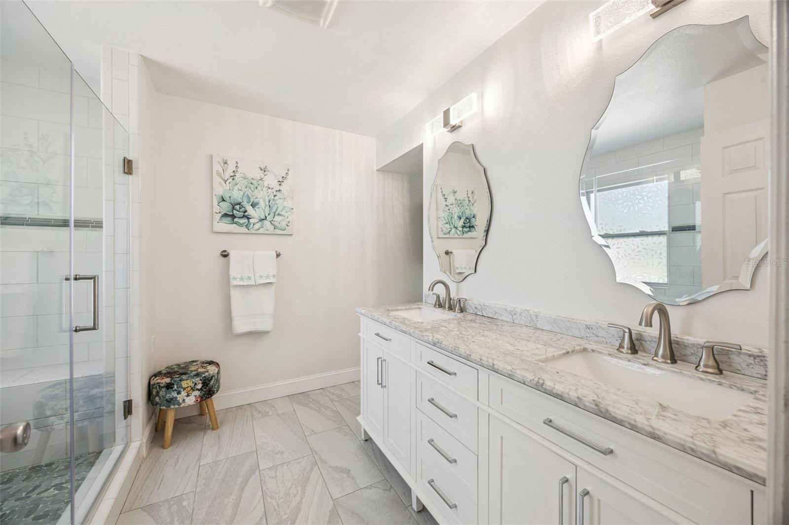 Image 22 of 35 For 464 Harvest Oak Court