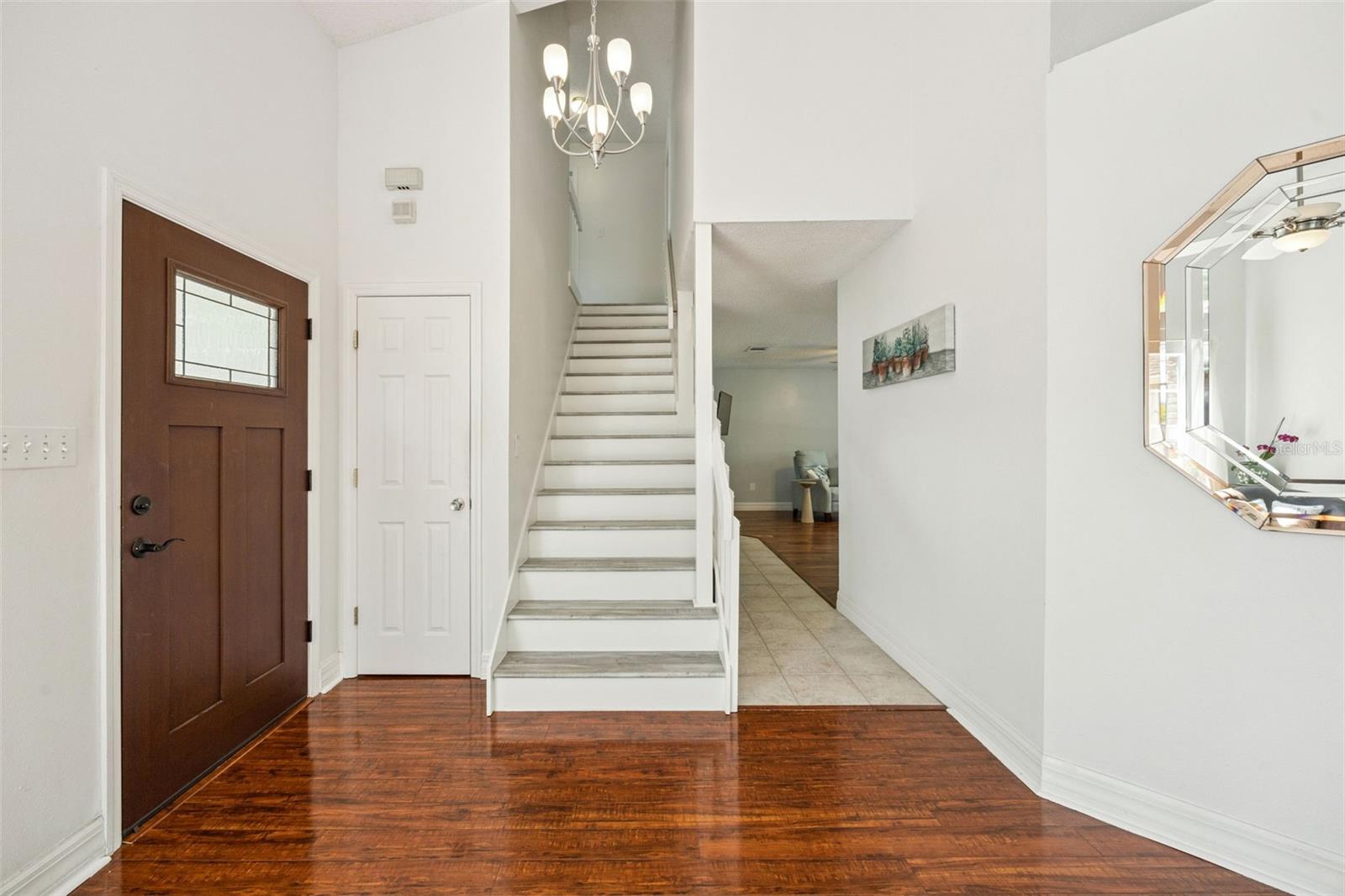 Image 4 of 35 For 464 Harvest Oak Court