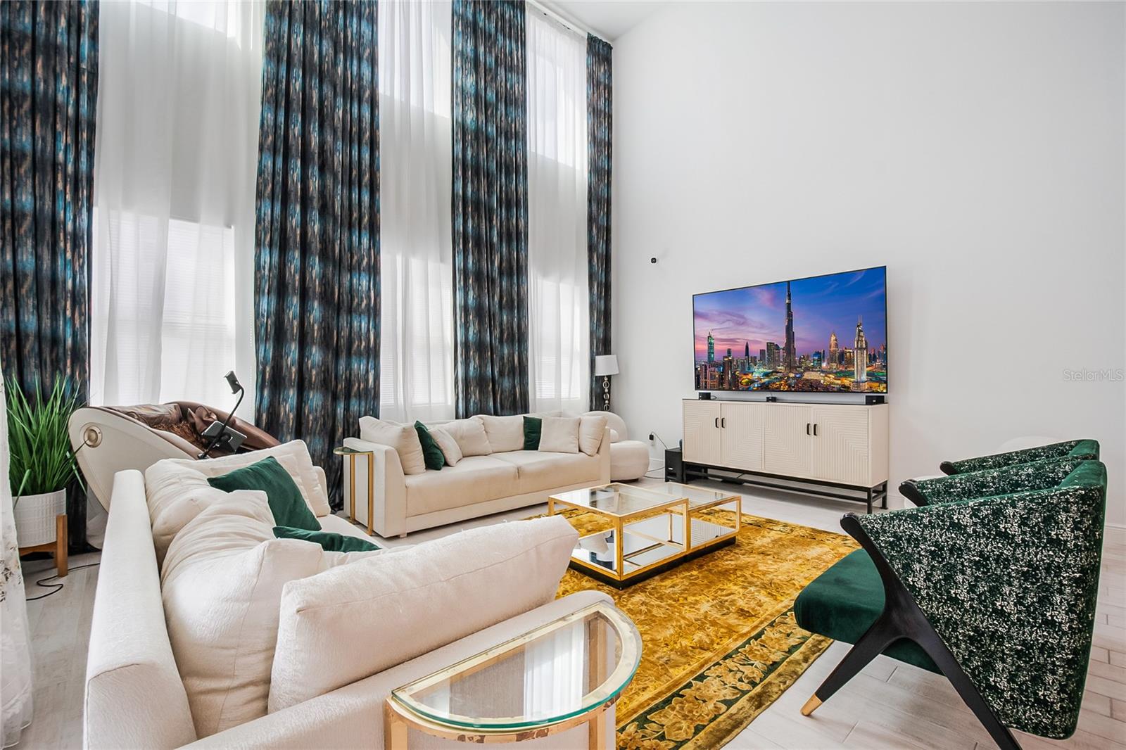 Image 28 of 79 For 2197 Gold Dust Drive