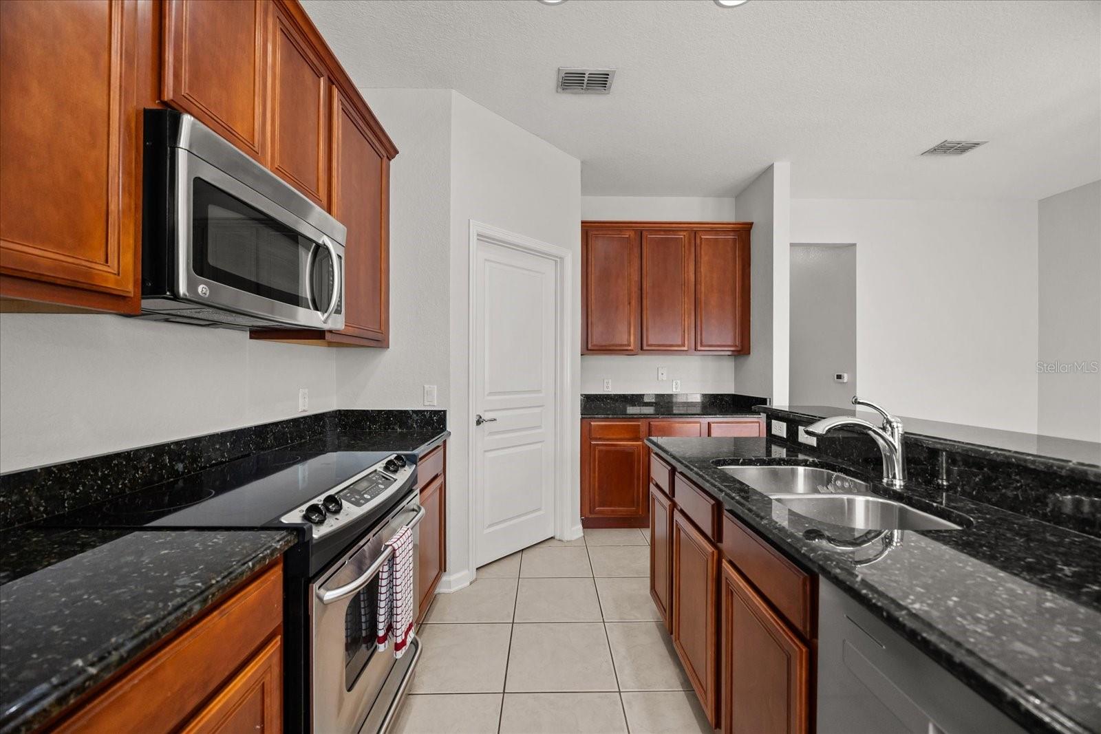 Image 11 of 31 For 7719 Anselmo Lane