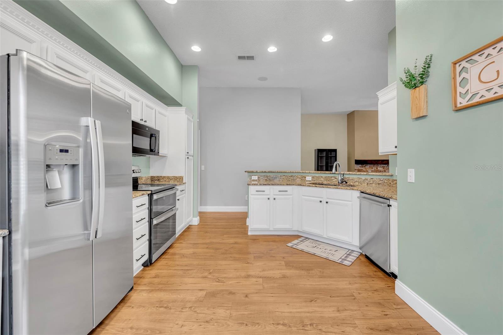 Image 18 of 44 For 3612 Becontree Place